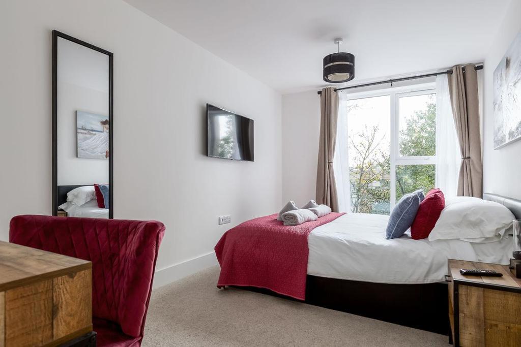 Stylish Town Centre Apartment, W Parking, Nr Beach Bournemouth Ngoại thất bức ảnh